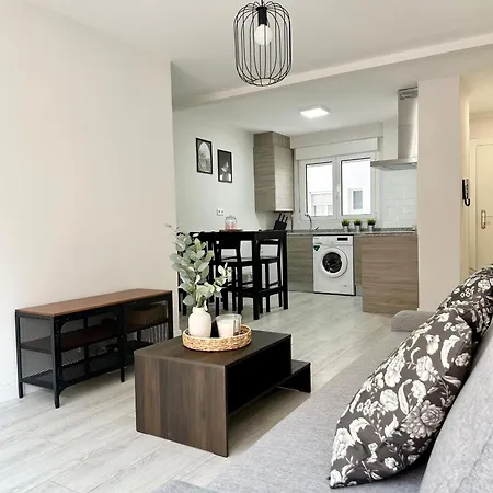 Daire Cozy Flat 5 Mins From The Gijón