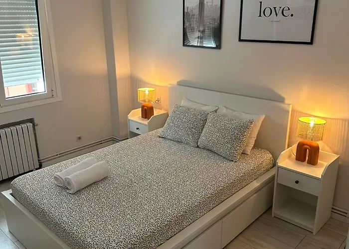 Apartman Cozy Flat 5 Mins From The