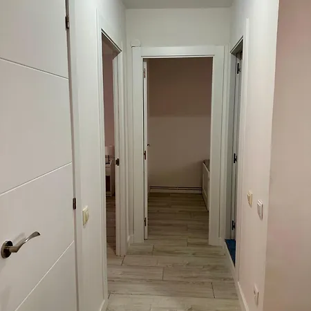 Cozy Flat 5 Mins From The Apartment