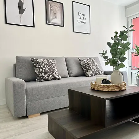 Daire Cozy Flat 5 Mins From The *